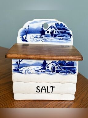 Vintage Delft-Style Salt Box
Made in Germany
